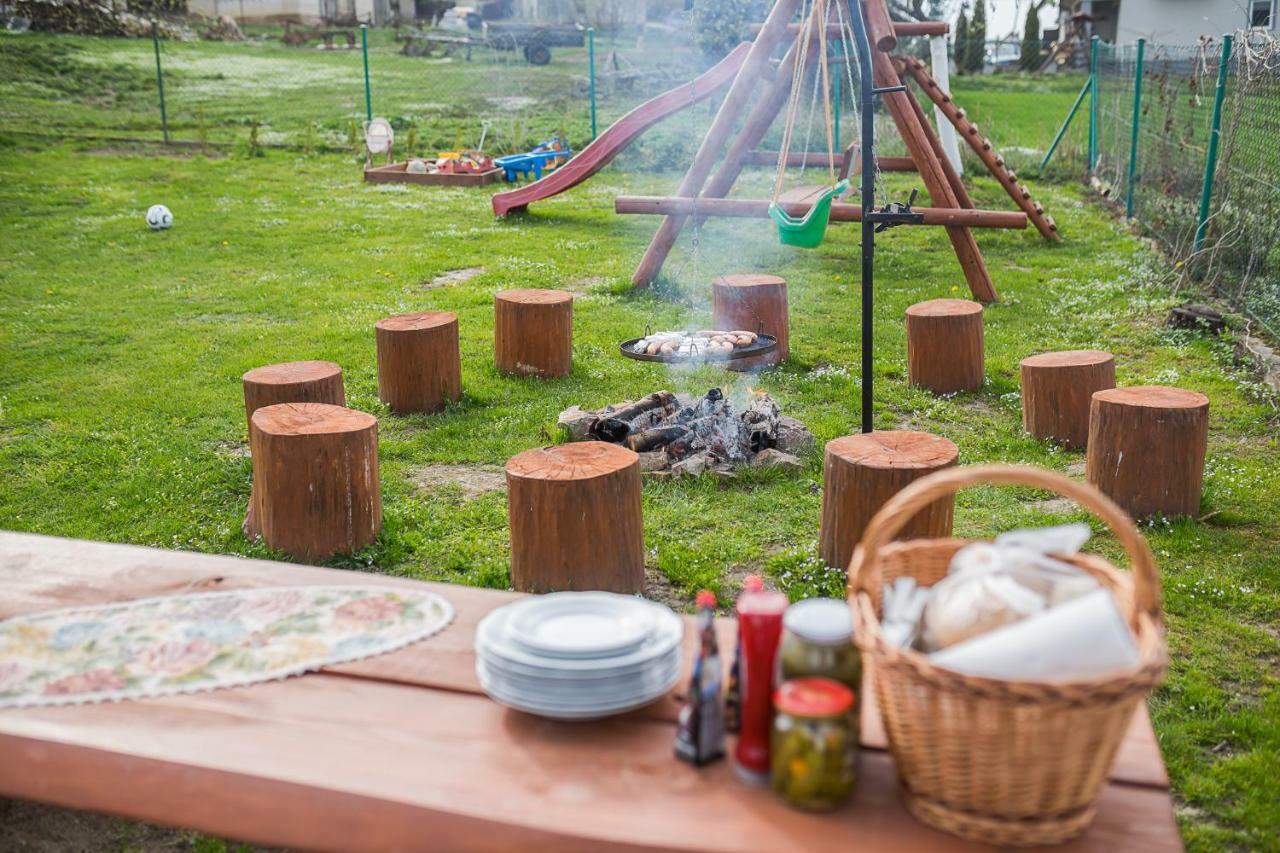 Bieszczadzki Krakowiak 575-894-584 Lub 535-595-732 Agroturismo Polańczyk
